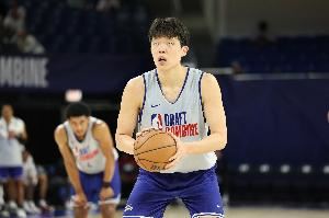 ?杨瀚森球队单独试训第三站顺利结束 短暂休整后将继续出发